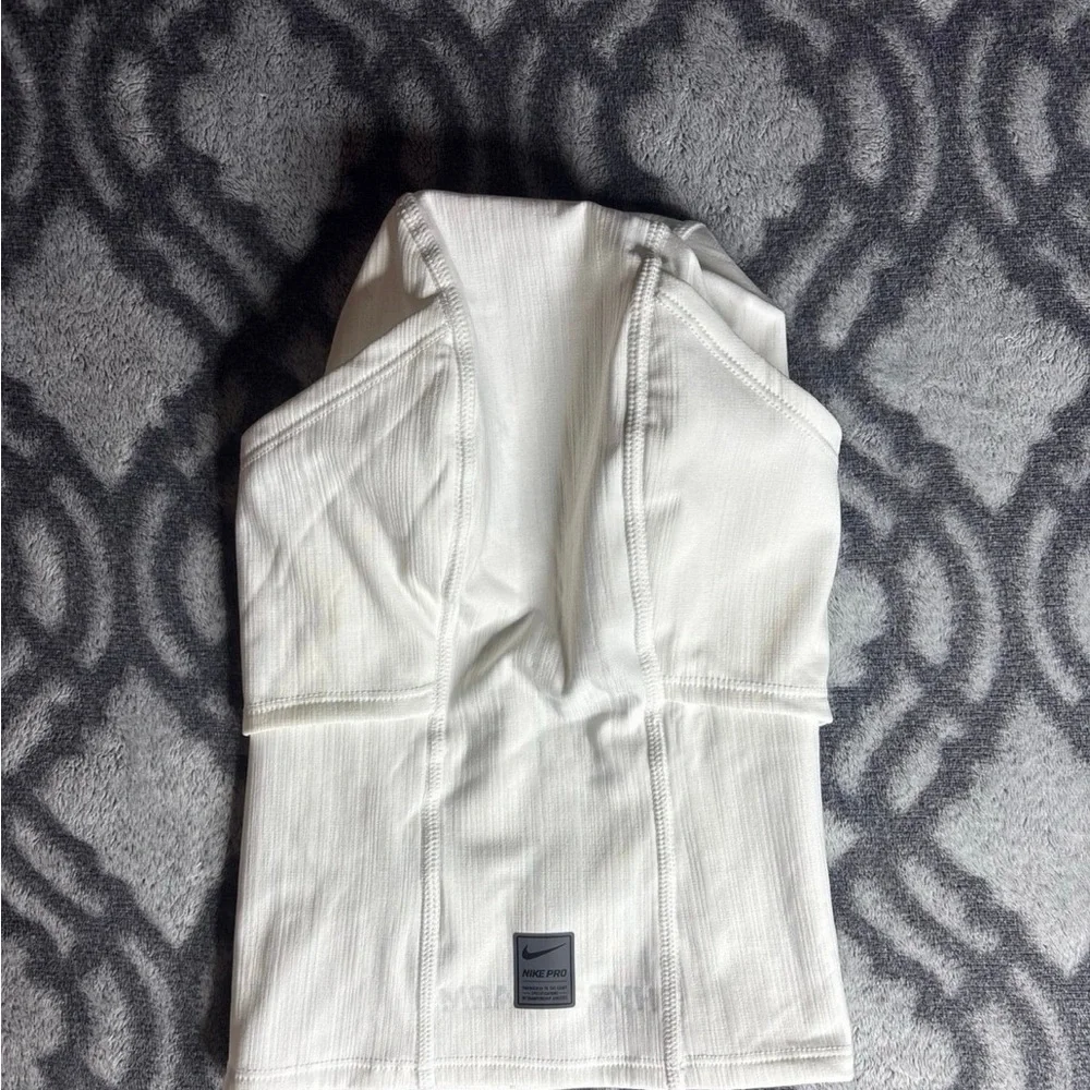 Nike Pro Therma-FIT White Hood